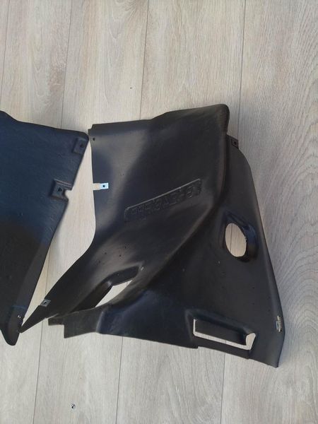 Локер підкрилок 2 шт Бмв Е46 Bmw E46 99-120 фото